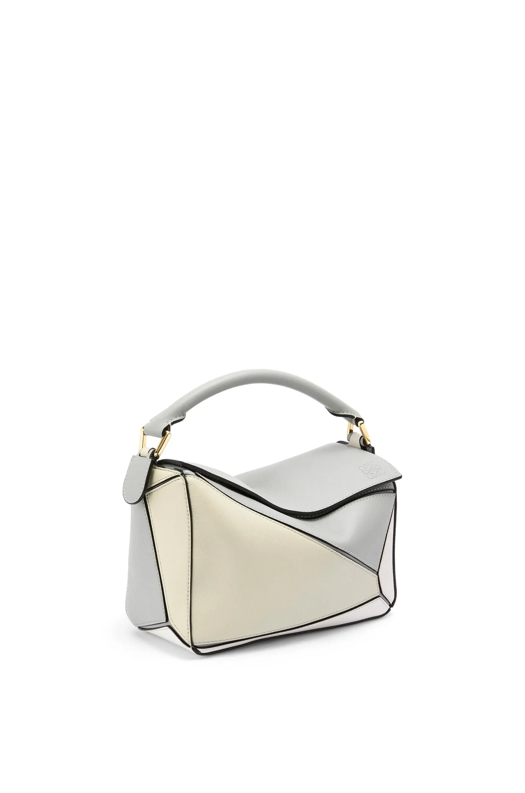 LOEWE-SMALL-PUZZLE-BAG-CLASSIC-CALFSKIN-ASH-GREY-A510S21X55-1693_1 LOEWE SMALL PUZZLE BAG CLASSIC CALFSKIN ASH GREY A510S21X55 1693 1 scaled