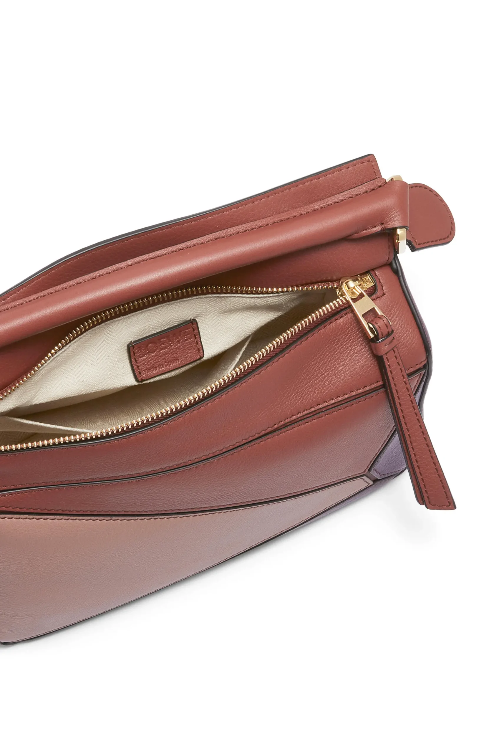 LOEWE-SMALL-PUZZLE-BAG-CLASSIC-CALFSKIN-DARK-PURPLE-RUST-A510S21X55-7916_4 LOEWE SMALL PUZZLE BAG CLASSIC CALFSKIN DARK PURPLE RUST A510S21X55 7916 4 scaled