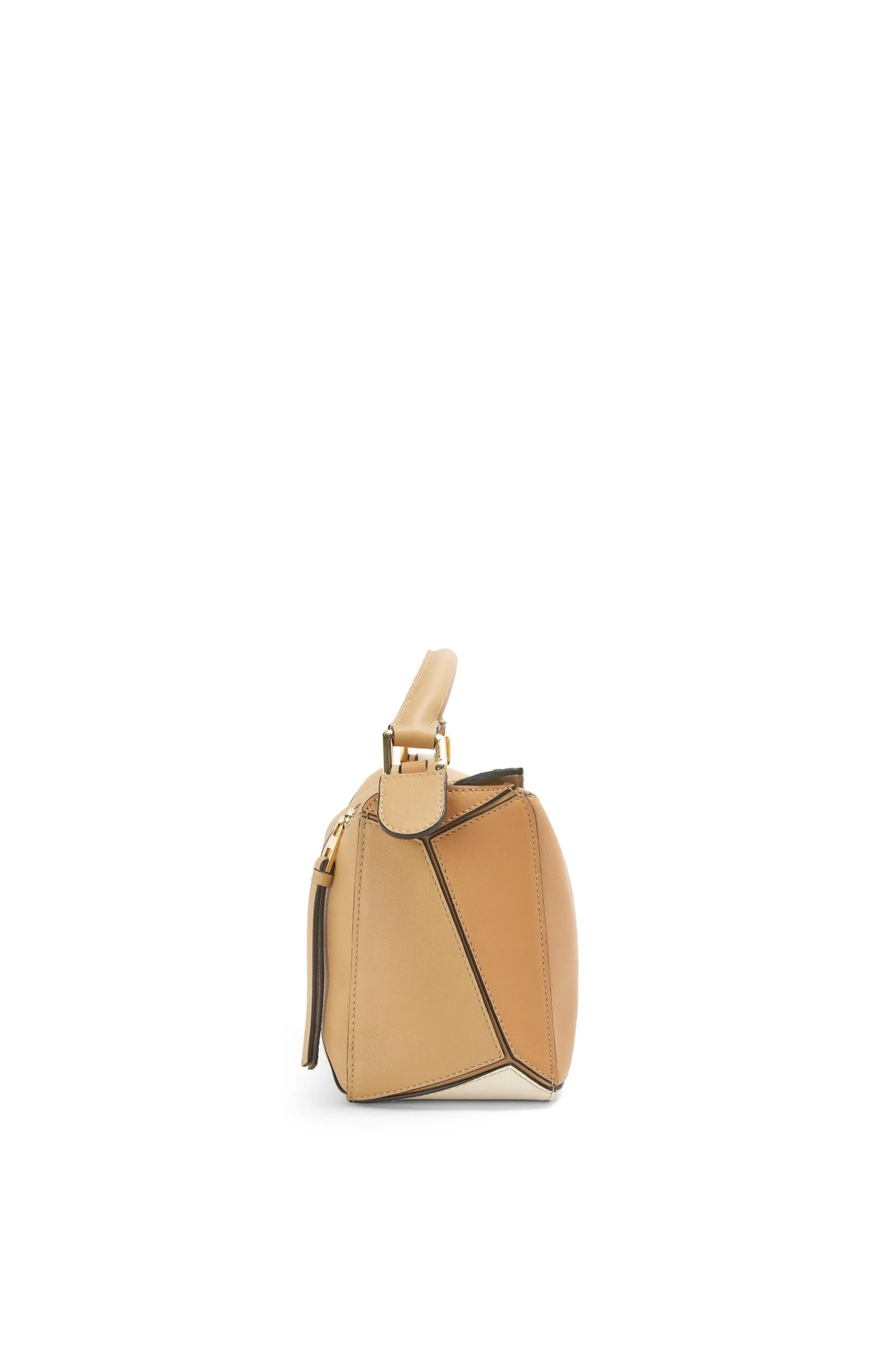 LOEWE-SMALL-PUZZLE-BAG-CLASSIC-CALFSKIN-DUNE-WARM-DESERT-A510S21X55-2451_2 LOEWE SMALL PUZZLE BAG CLASSIC CALFSKIN DUNE WARM DESERT A510S21X55 2451 2 scaled