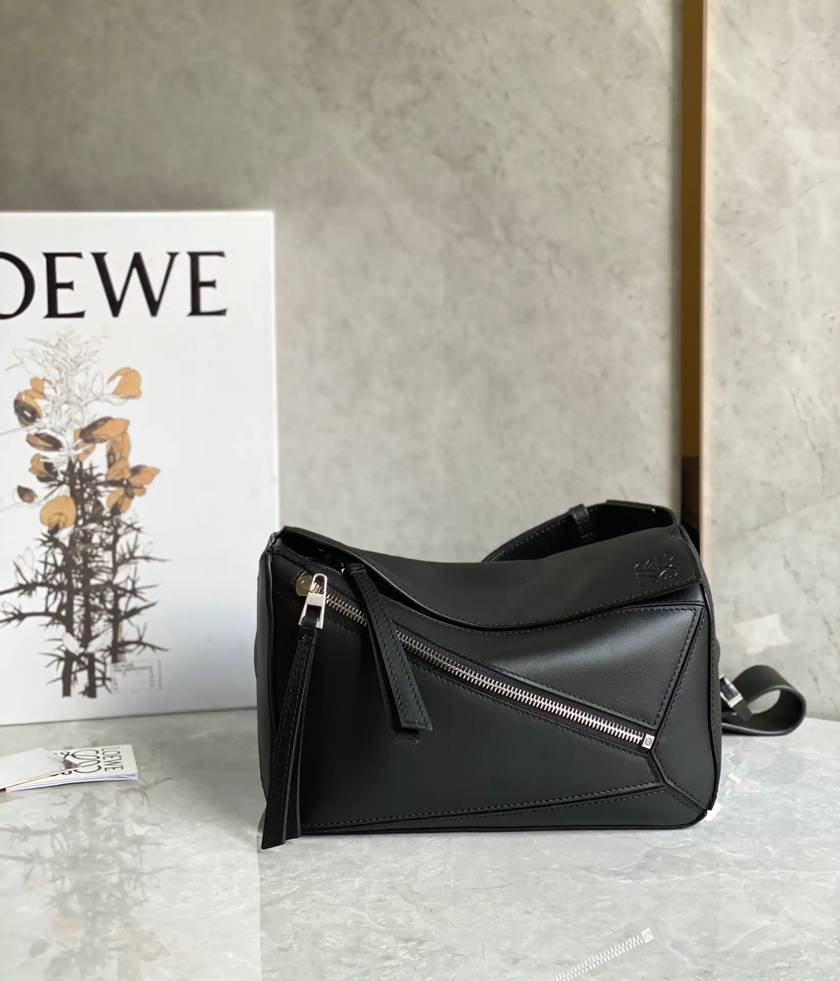 LOEWE-SMALL-PUZZLE-BUMBAG-IN-CLASSIC-CALFSKIN-BLACK-B510P35X09-1100_01 LOEWE SMALL PUZZLE BUMBAG IN CLASSIC CALFSKIN BLACK B510P35X09 1100 01
