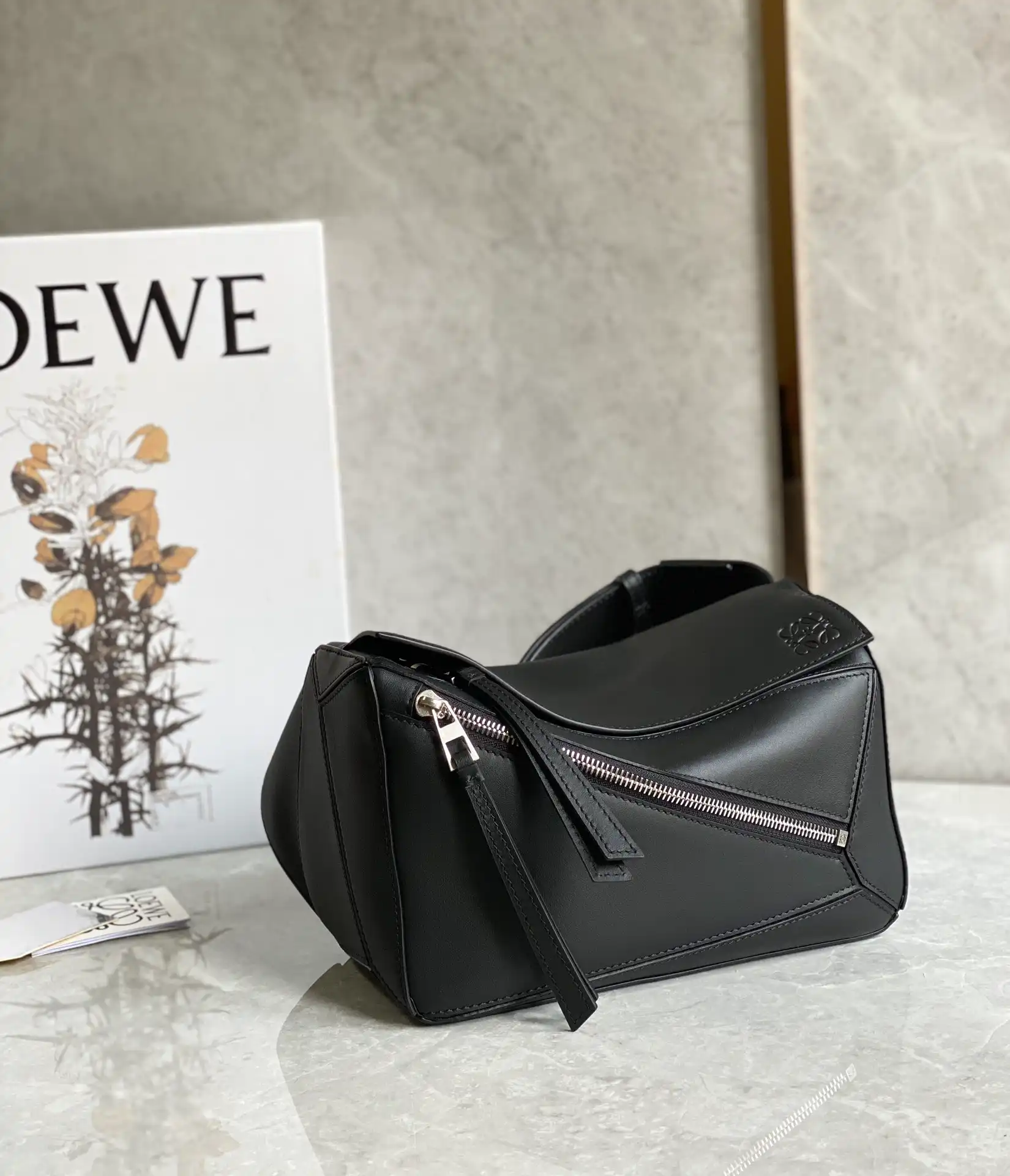 LOEWE-SMALL-PUZZLE-BUMBAG-IN-CLASSIC-CALFSKIN-BLACK-B510P35X09-1100_02 LOEWE SMALL PUZZLE BUMBAG IN CLASSIC CALFSKIN BLACK B510P35X09 1100 02