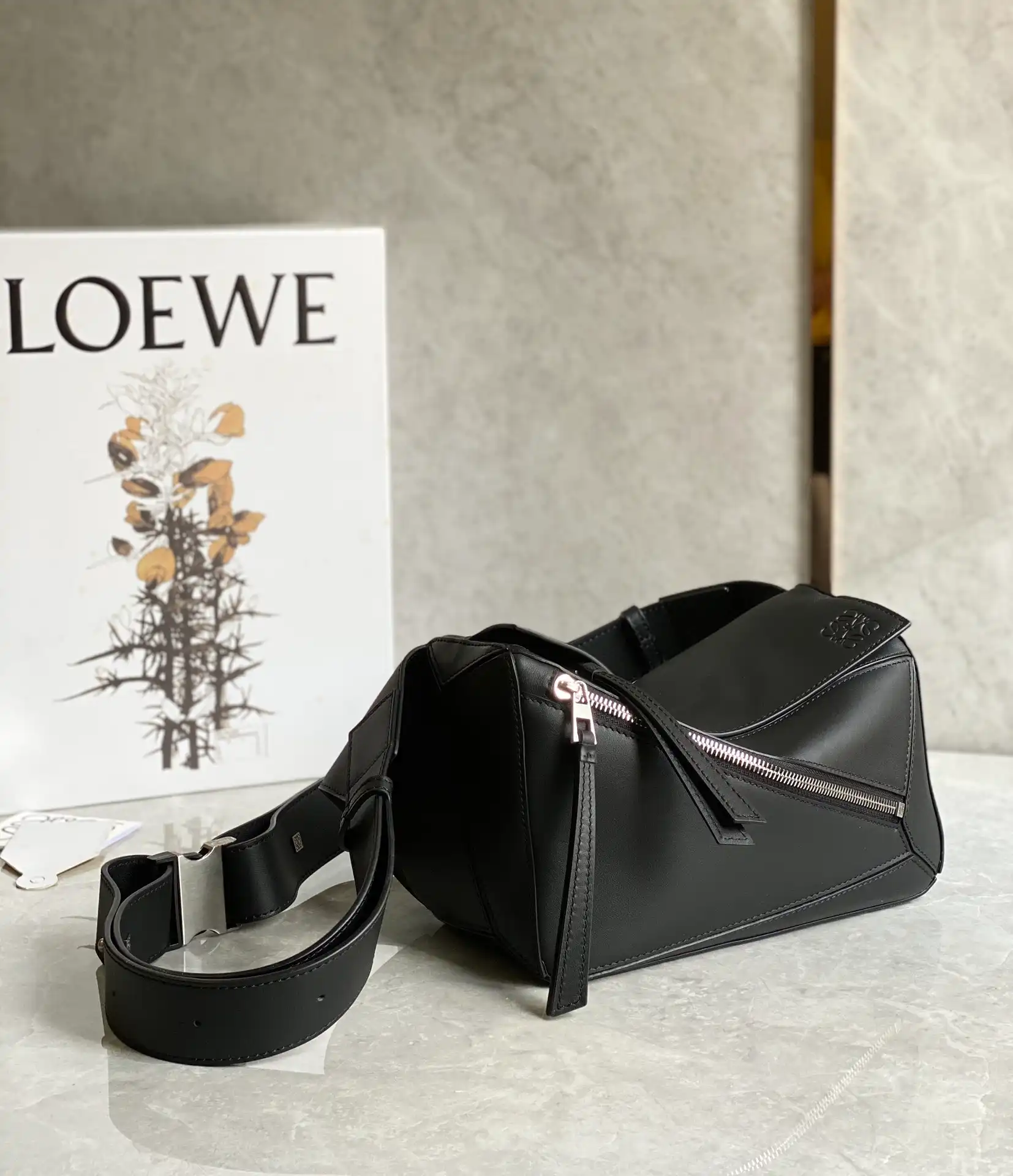 LOEWE-SMALL-PUZZLE-BUMBAG-IN-CLASSIC-CALFSKIN-BLACK-B510P35X09-1100_04 LOEWE SMALL PUZZLE BUMBAG IN CLASSIC CALFSKIN BLACK B510P35X09 1100 04