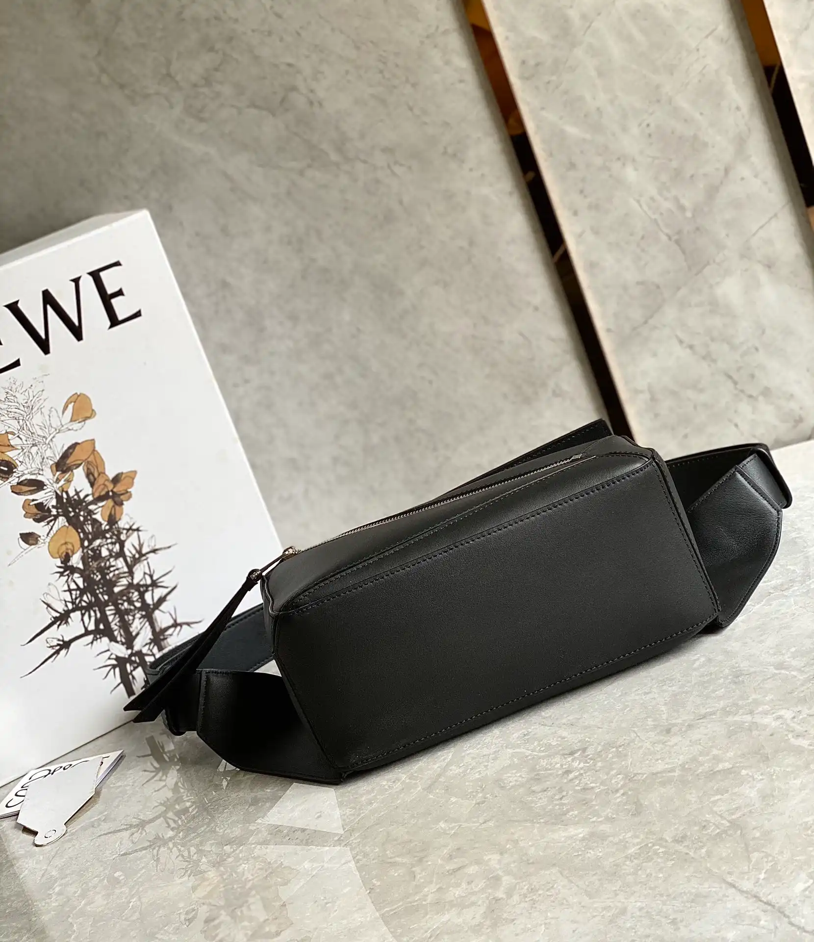 LOEWE-SMALL-PUZZLE-BUMBAG-IN-CLASSIC-CALFSKIN-BLACK-B510P35X09-1100_05 LOEWE SMALL PUZZLE BUMBAG IN CLASSIC CALFSKIN BLACK B510P35X09 1100 05