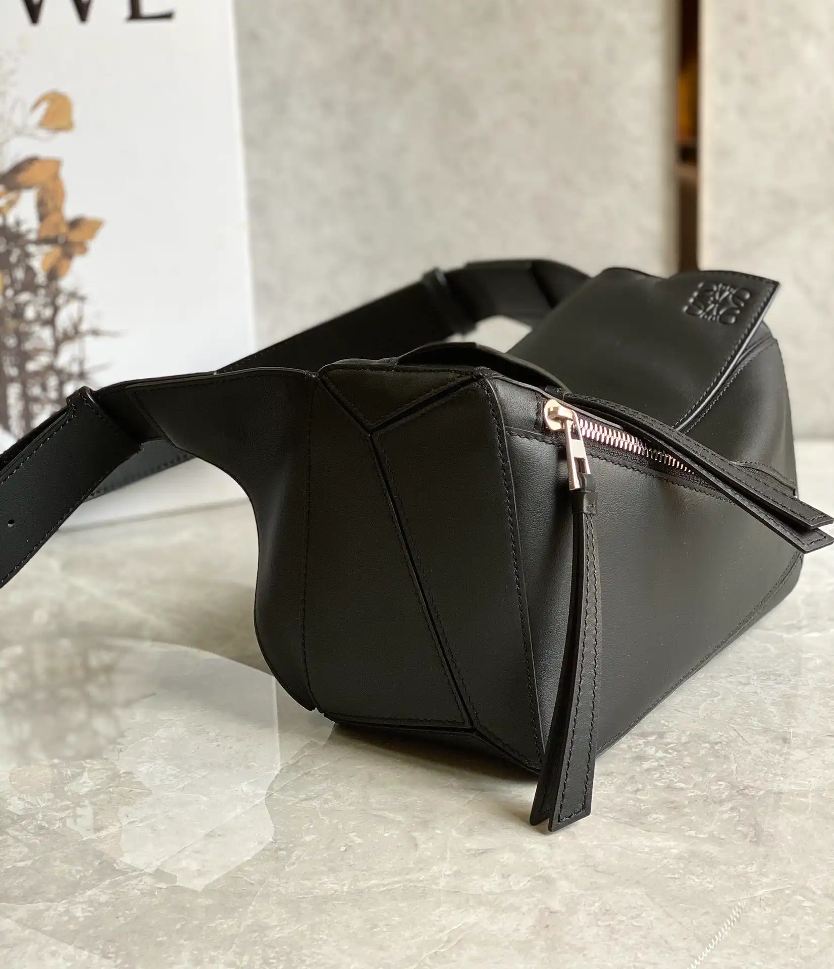 LOEWE-SMALL-PUZZLE-BUMBAG-IN-CLASSIC-CALFSKIN-BLACK-B510P35X09-1100_07 LOEWE SMALL PUZZLE BUMBAG IN CLASSIC CALFSKIN BLACK B510P35X09 1100 07