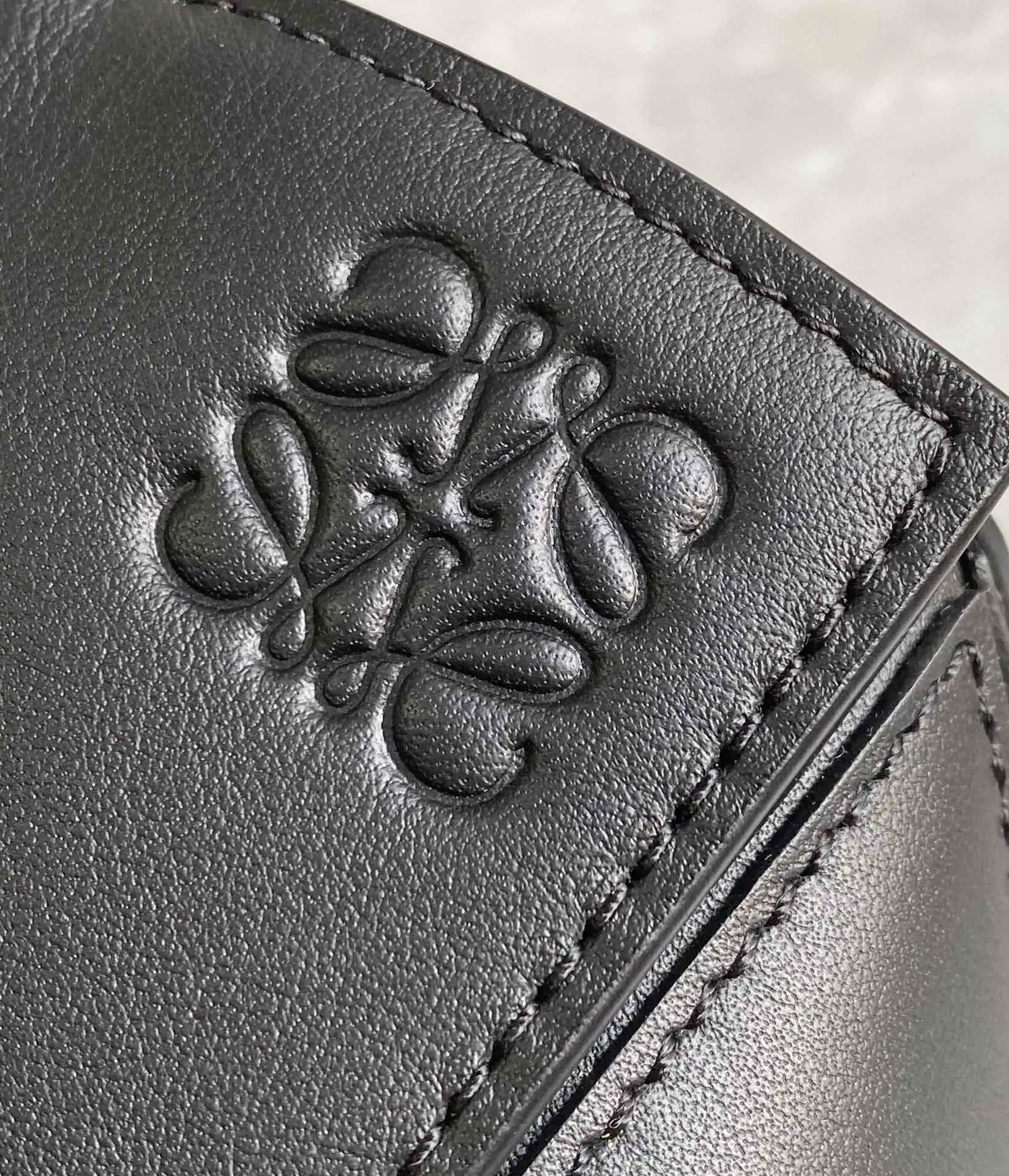 LOEWE-SMALL-PUZZLE-BUMBAG-IN-CLASSIC-CALFSKIN-BLACK-B510P35X09-1100_09 LOEWE SMALL PUZZLE BUMBAG IN CLASSIC CALFSKIN BLACK B510P35X09 1100 09