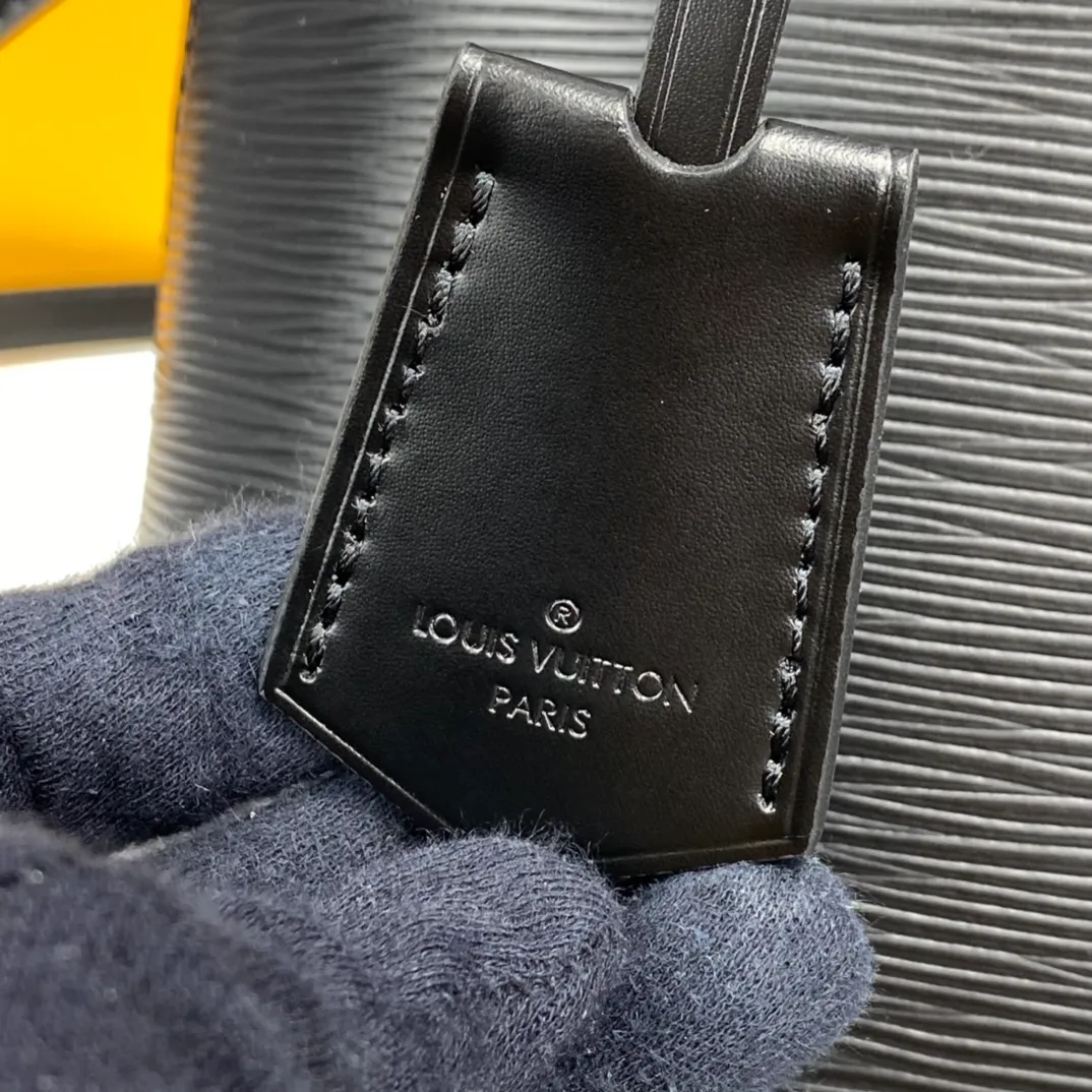 LOUIS VUITTON ALMA BB HANDBAG EPI GRAINED COWHIDE LEATHER BLACK M40862_7 LOUIS VUITTON ALMA BB HANDBAG EPI GRAINED COWHIDE LEATHER BLACK M40862 7