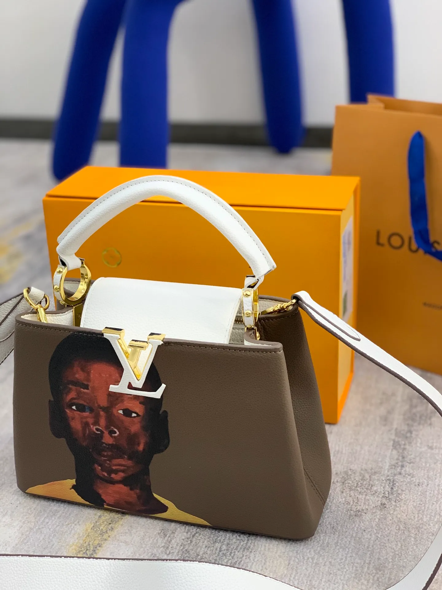 LOUIS VUITTON ARTYCAPUCINES MM HENRY TAYLOR TAURILLON LEATHER SNOW M55843_01 LOUIS VUITTON ARTYCAPUCINES MM HENRY TAYLOR TAURILLON LEATHER SNOW M55843 01