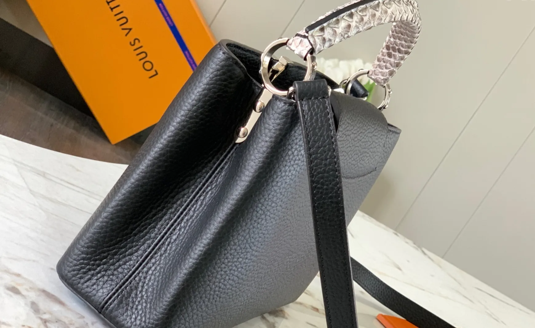 LOUIS VUITTON CAPUCINES BB HANDBAG PYTHON HANDLE TAURILLON LEATHER BLACK N92040_02 LOUIS VUITTON CAPUCINES BB HANDBAG PYTHON HANDLE TAURILLON LEATHER BLACK N92040 02