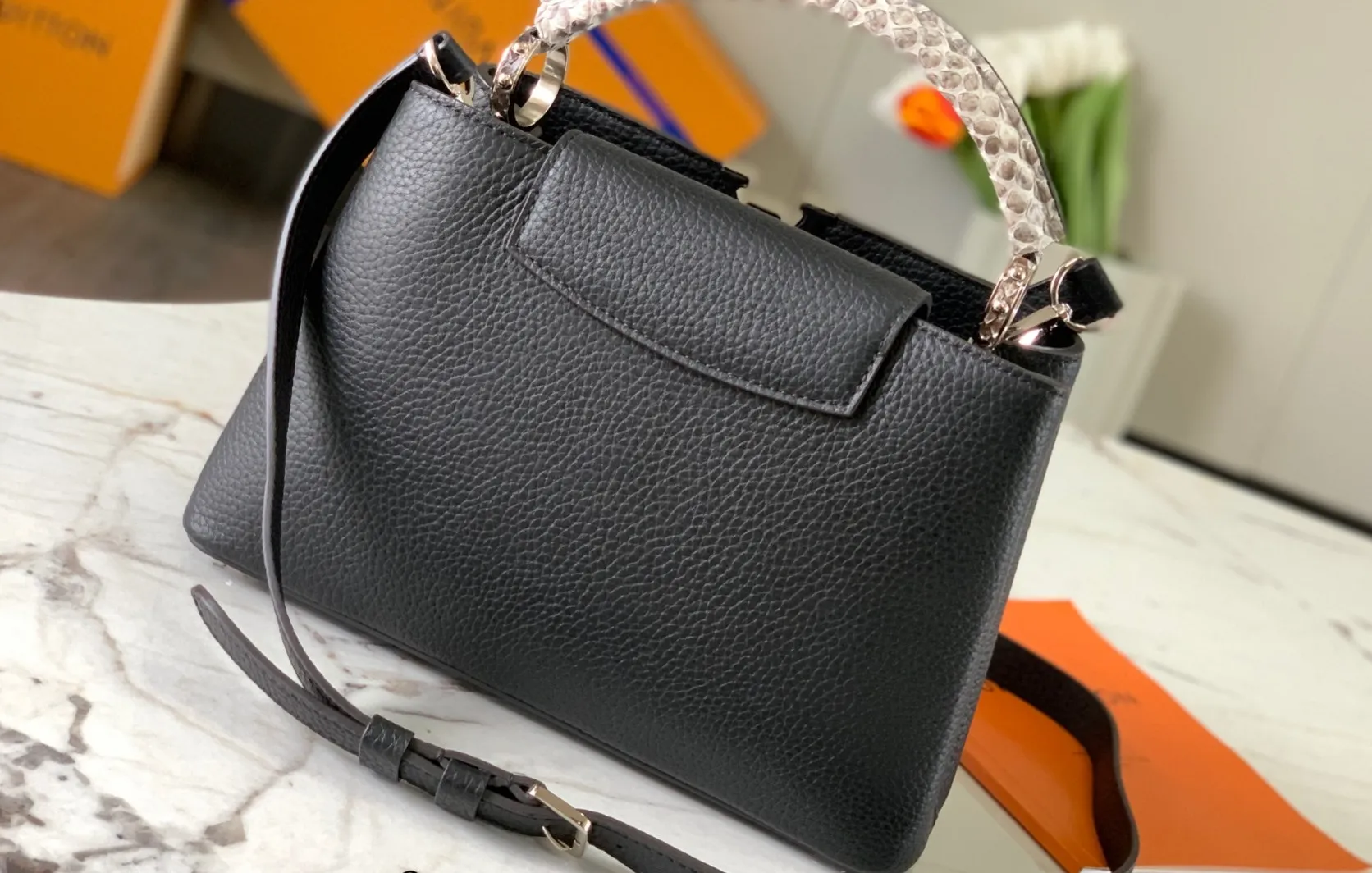 LOUIS VUITTON CAPUCINES BB HANDBAG PYTHON HANDLE TAURILLON LEATHER BLACK N92040_03 LOUIS VUITTON CAPUCINES BB HANDBAG PYTHON HANDLE TAURILLON LEATHER BLACK N92040 03