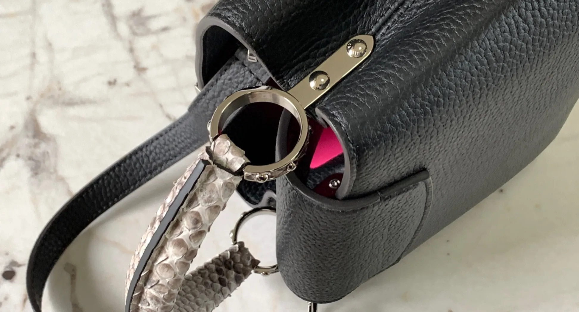 LOUIS VUITTON CAPUCINES BB HANDBAG PYTHON HANDLE TAURILLON LEATHER BLACK N92040_07 LOUIS VUITTON CAPUCINES BB HANDBAG PYTHON HANDLE TAURILLON LEATHER BLACK N92040 07