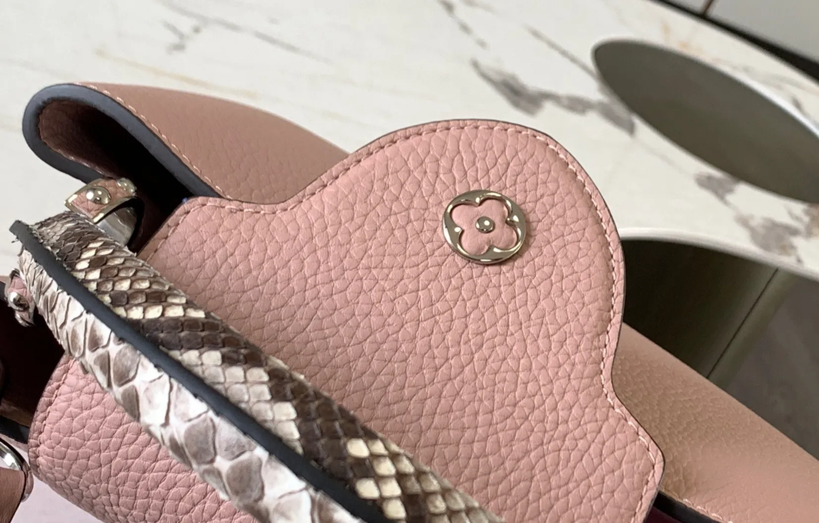 LOUIS VUITTON CAPUCINES BB HANDBAG PYTHON HANDLE TAURILLON LEATHER PINK N92042_7 LOUIS VUITTON CAPUCINES BB HANDBAG PYTHON HANDLE TAURILLON LEATHER PINK N92042 7