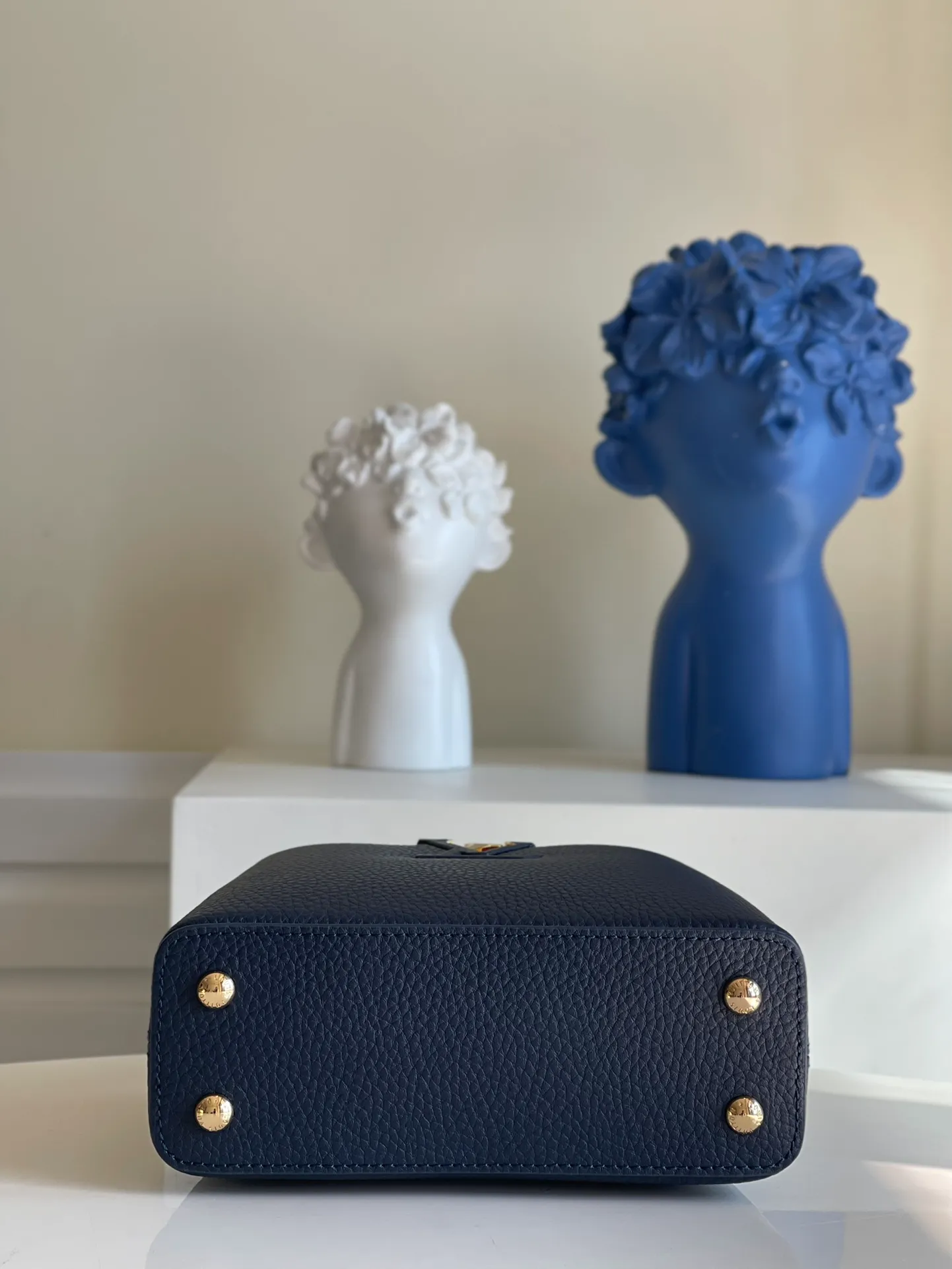LOUIS VUITTON CAPUCINES MINI HANDBAG TAURILLON AND PYTHON LEATHER BLUE N80421_2 LOUIS VUITTON CAPUCINES MINI HANDBAG TAURILLON AND PYTHON LEATHER BLUE N80421 2