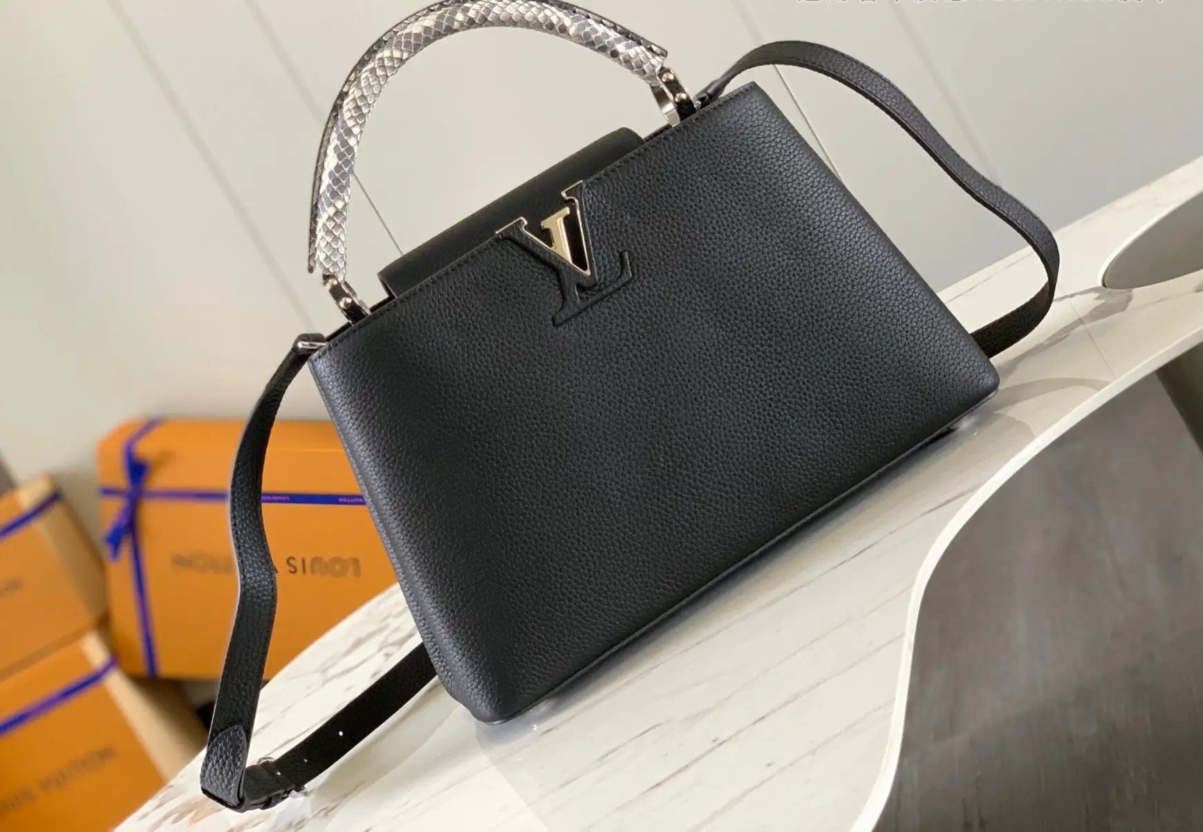 LOUIS VUITTON CAPUCINES MM BAG PYTHON HANDLE TAURILLON LEATHER BLACK N92800_1 LOUIS VUITTON CAPUCINES MM BAG PYTHON HANDLE TAURILLON LEATHER BLACK N92800 1