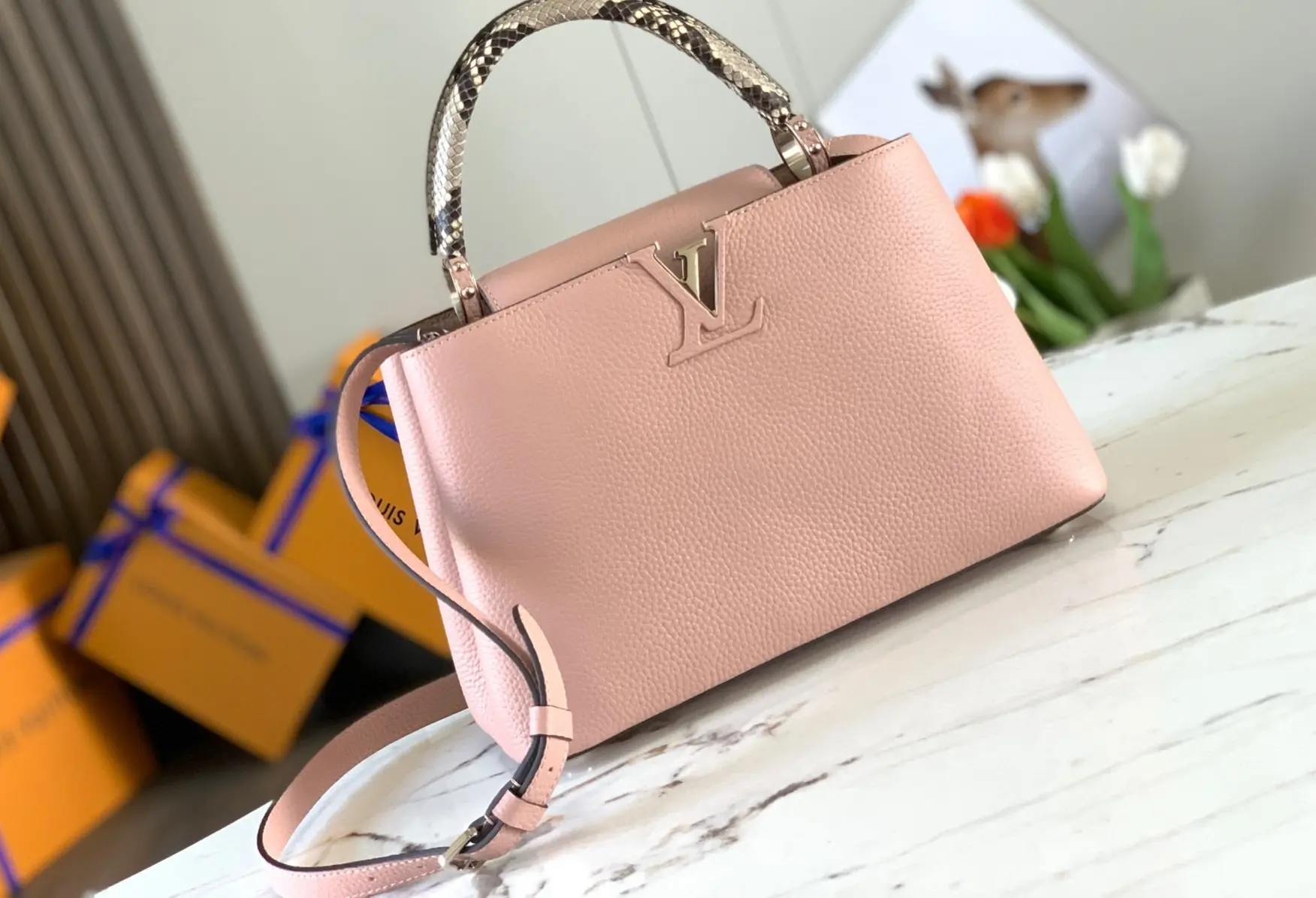 LOUIS VUITTON CAPUCINES MM BAG PYTHON HANDLE TAURILLON LEATHER PINK N92801_1 LOUIS VUITTON CAPUCINES MM BAG PYTHON HANDLE TAURILLON LEATHER PINK N92801 1