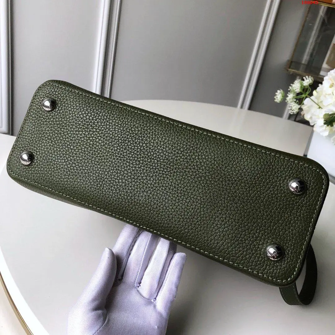 LOUIS VUITTON CAPUCINES MM BAG TAURILLON COWHIDE LEATHER AND PYTHON TRIM N93799_04 LOUIS VUITTON CAPUCINES MM BAG TAURILLON COWHIDE LEATHER AND PYTHON TRIM N93799 04