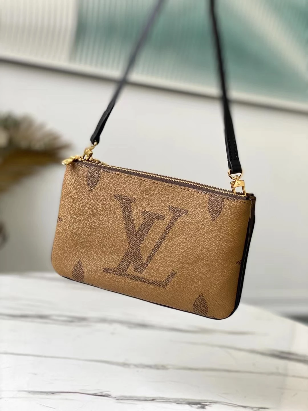 LOUIS VUITTON DOUBLE ZIP POCHETTE BAG MONOGRAM GIANT REVERSE CANVAS M69203_1 LOUIS VUITTON DOUBLE ZIP POCHETTE BAG MONOGRAM GIANT REVERSE CANVAS M69203 1