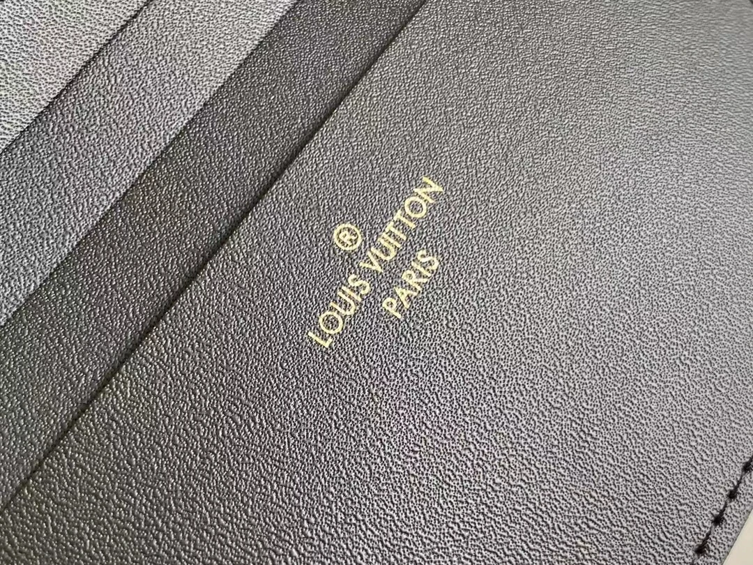 LOUIS VUITTON DOUBLE ZIP POCHETTE BAG MONOGRAM GIANT REVERSE CANVAS M69203_7 LOUIS VUITTON DOUBLE ZIP POCHETTE BAG MONOGRAM GIANT REVERSE CANVAS M69203 7