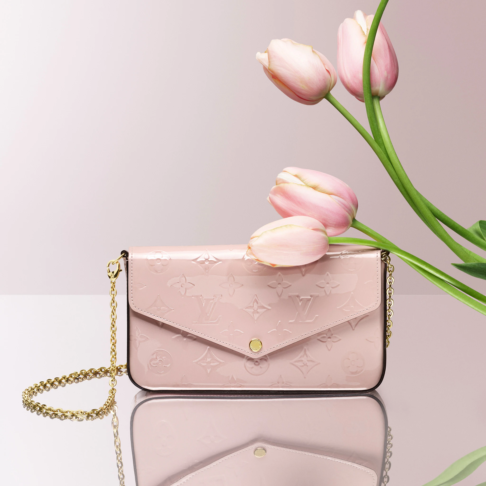 LOUIS VUITTON FÉLICIE POCHETTE BAG MONOGRAM VERNIS CALF LEATHER ROSE PINK M64358_6 LOUIS VUITTON FELICIE POCHETTE BAG MONOGRAM VERNIS CALF LEATHER ROSE PINK M64358 6