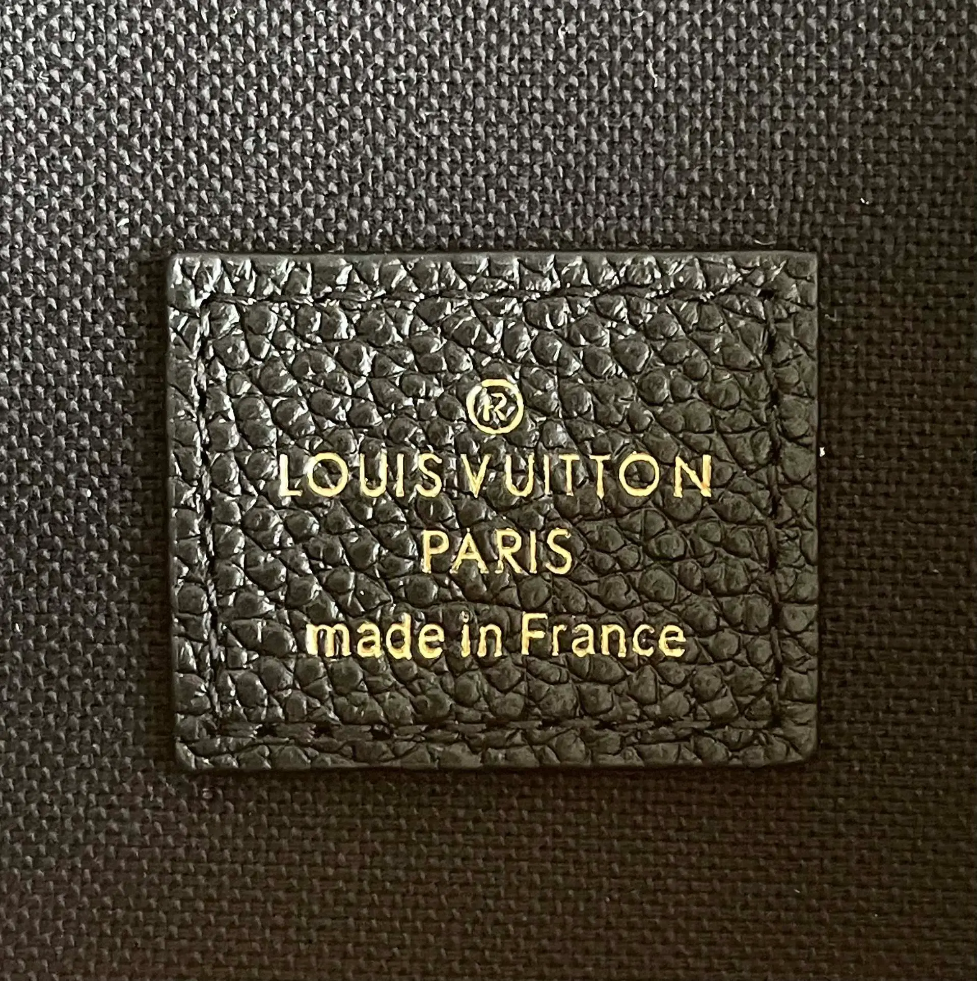 LOUIS VUITTON FÉLICIE POCHETTE BAG SUPPLE GRAINED COWHIDE LEATHER BLACK M64064_9 LOUIS VUITTON FELICIE POCHETTE BAG SUPPLE GRAINED COWHIDE LEATHER BLACK M64064 9