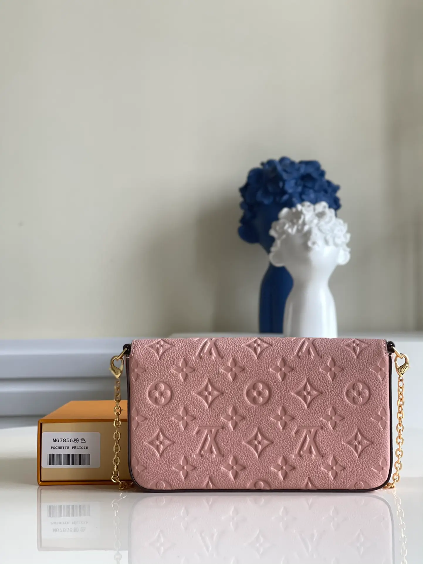 LOUIS VUITTON FÉLICIE POCHETTE BAG SUPPLE GRAINED COWHIDE LEATHER PINK M67856_2 LOUIS VUITTON FELICIE POCHETTE BAG SUPPLE GRAINED COWHIDE LEATHER PINK M67856 2