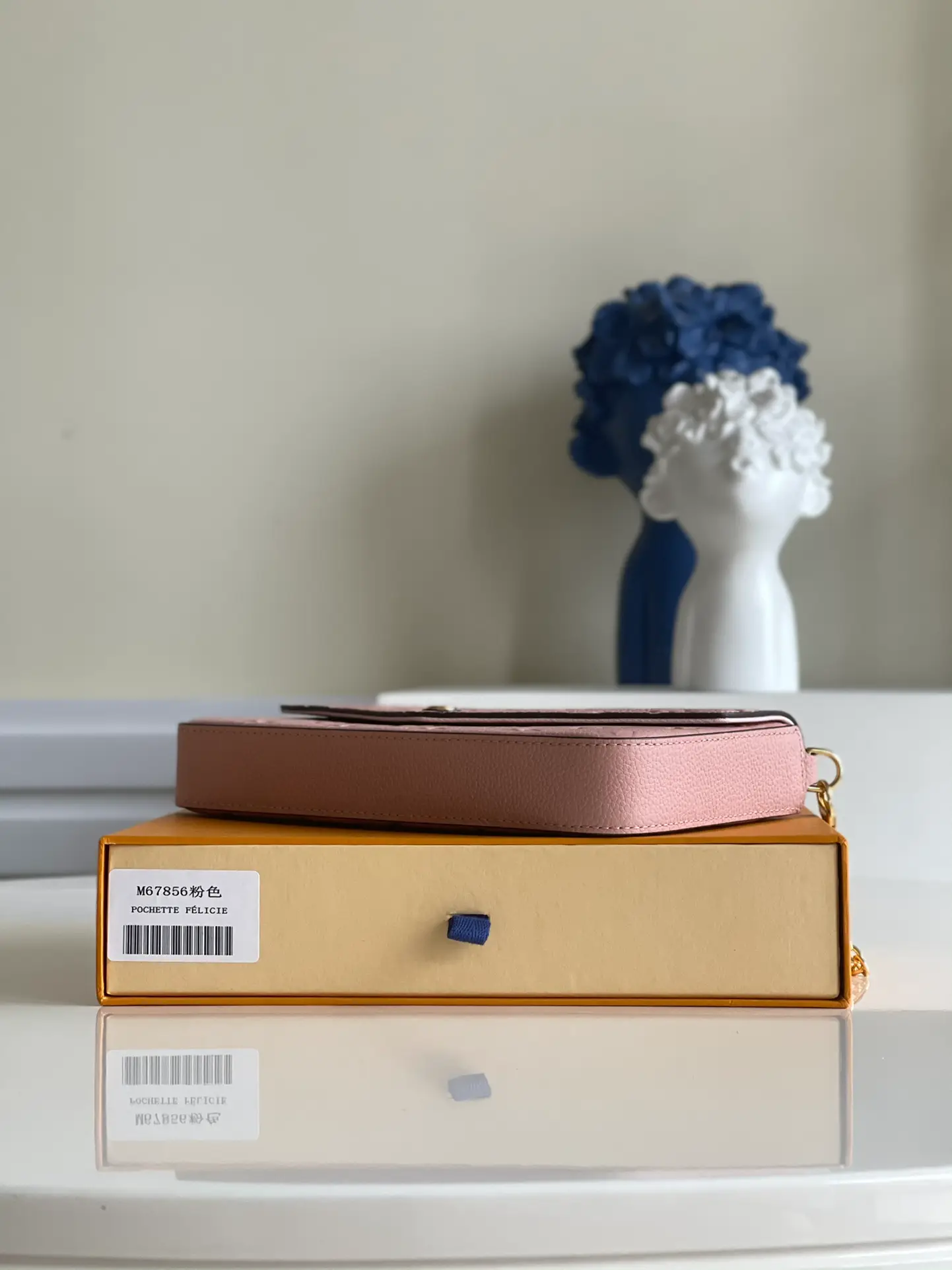 LOUIS VUITTON FÉLICIE POCHETTE BAG SUPPLE GRAINED COWHIDE LEATHER PINK M67856_4 LOUIS VUITTON FELICIE POCHETTE BAG SUPPLE GRAINED COWHIDE LEATHER PINK M67856 4