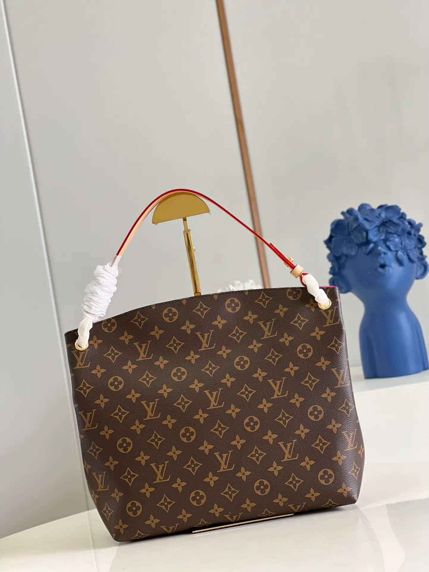 LOUIS VUITTON GRACEFUL PM HOBO BAG MONOGRAM COATED CANVAS PINK M43700_03 LOUIS VUITTON GRACEFUL PM HOBO BAG MONOGRAM COATED CANVAS PINK M43700 03