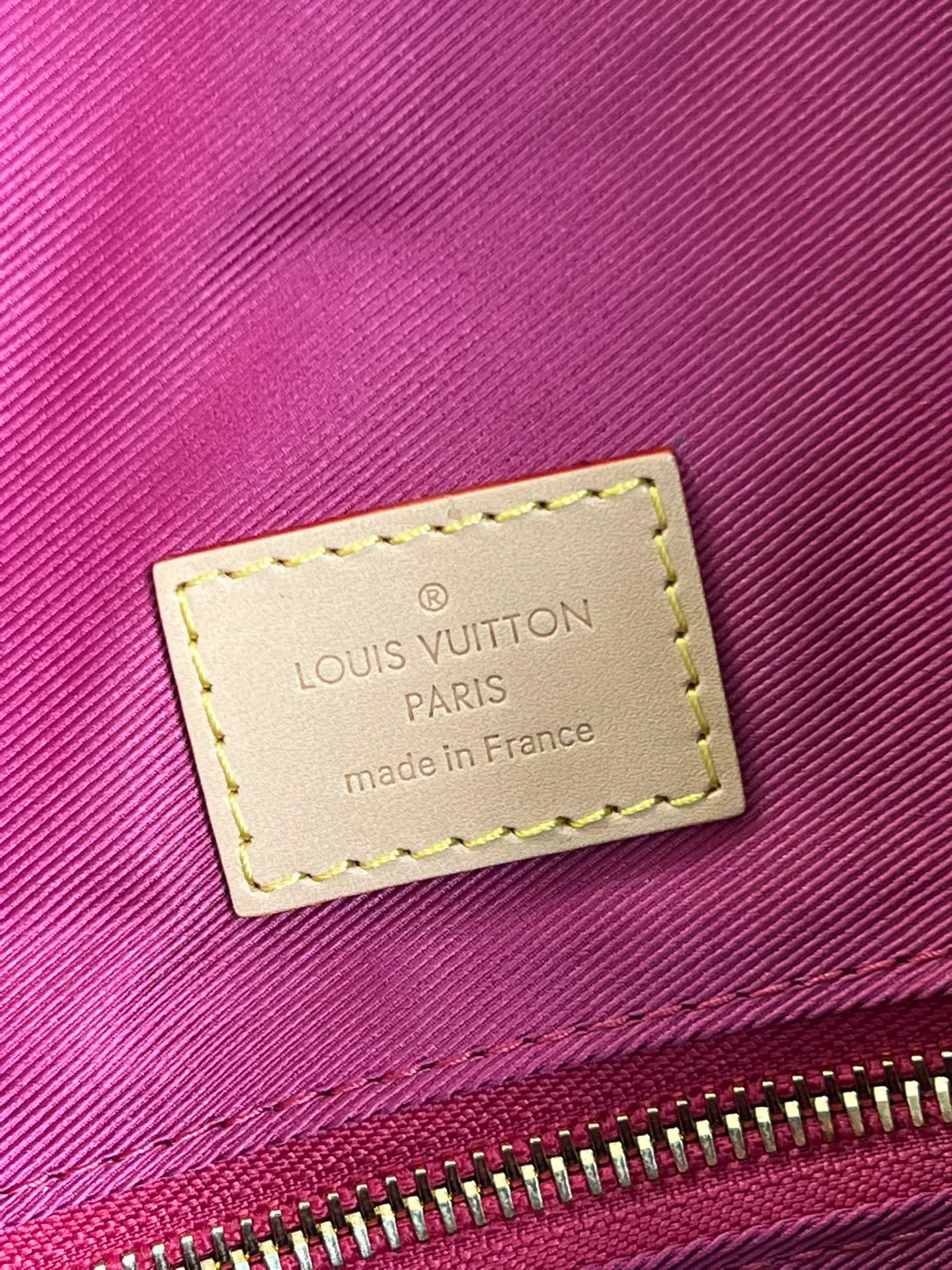 LOUIS VUITTON GRACEFUL PM HOBO BAG MONOGRAM COATED CANVAS PINK M43700_09 LOUIS VUITTON GRACEFUL PM HOBO BAG MONOGRAM COATED CANVAS PINK M43700 09