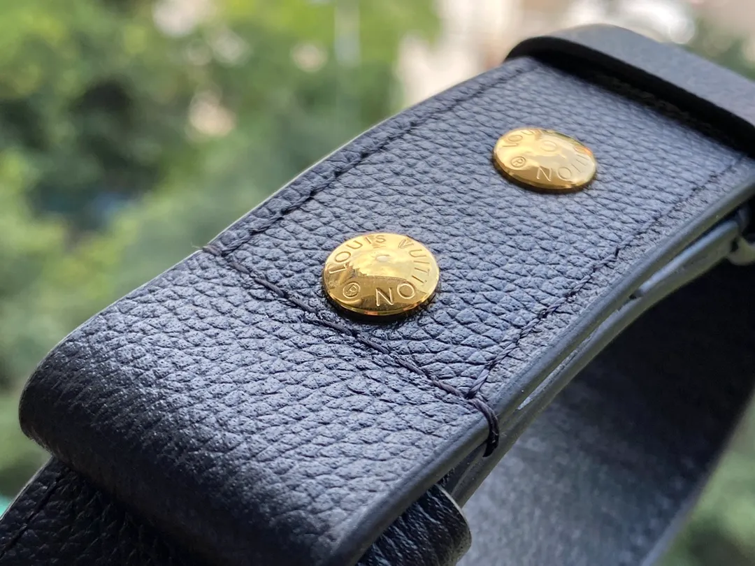 LOUIS VUITTON LOCKME BUCKET GRAINED CALF LEATHER BLACK M57687_8 LOUIS VUITTON LOCKME BUCKET GRAINED CALF LEATHER BLACK M57687 8