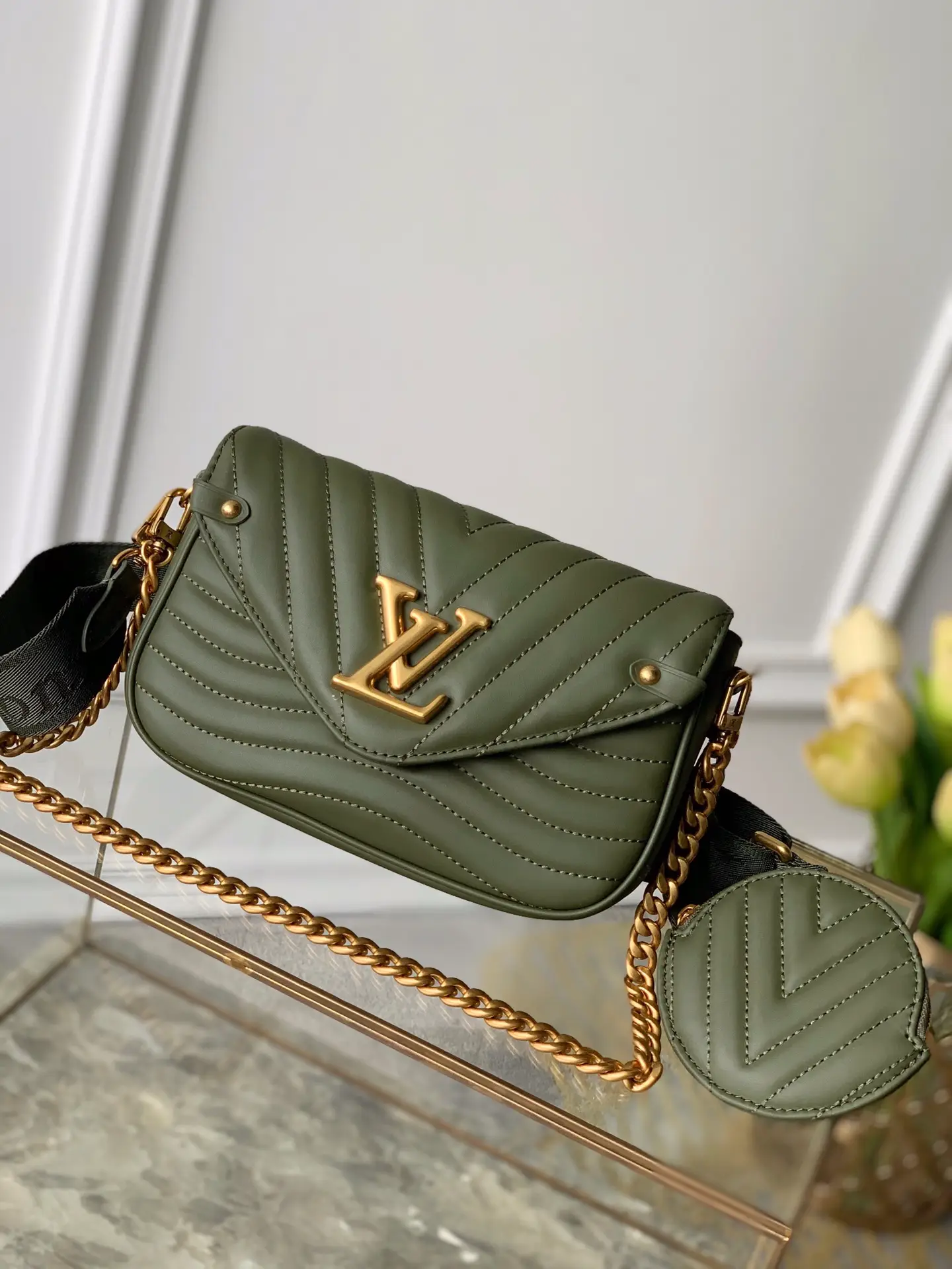 LOUIS VUITTON NEW WAVE MULTI-POCHETTE SMOOTH COWHIDE LEATHER KHAKI GREEN M56471_1 LOUIS VUITTON NEW WAVE MULTI POCHETTE SMOOTH COWHIDE LEATHER KHAKI GREEN M56471 1