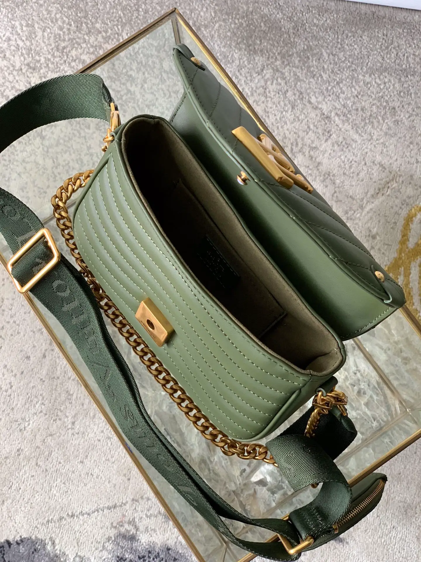 LOUIS VUITTON NEW WAVE MULTI-POCHETTE SMOOTH COWHIDE LEATHER KHAKI GREEN M56471_4 LOUIS VUITTON NEW WAVE MULTI POCHETTE SMOOTH COWHIDE LEATHER KHAKI GREEN M56471 4