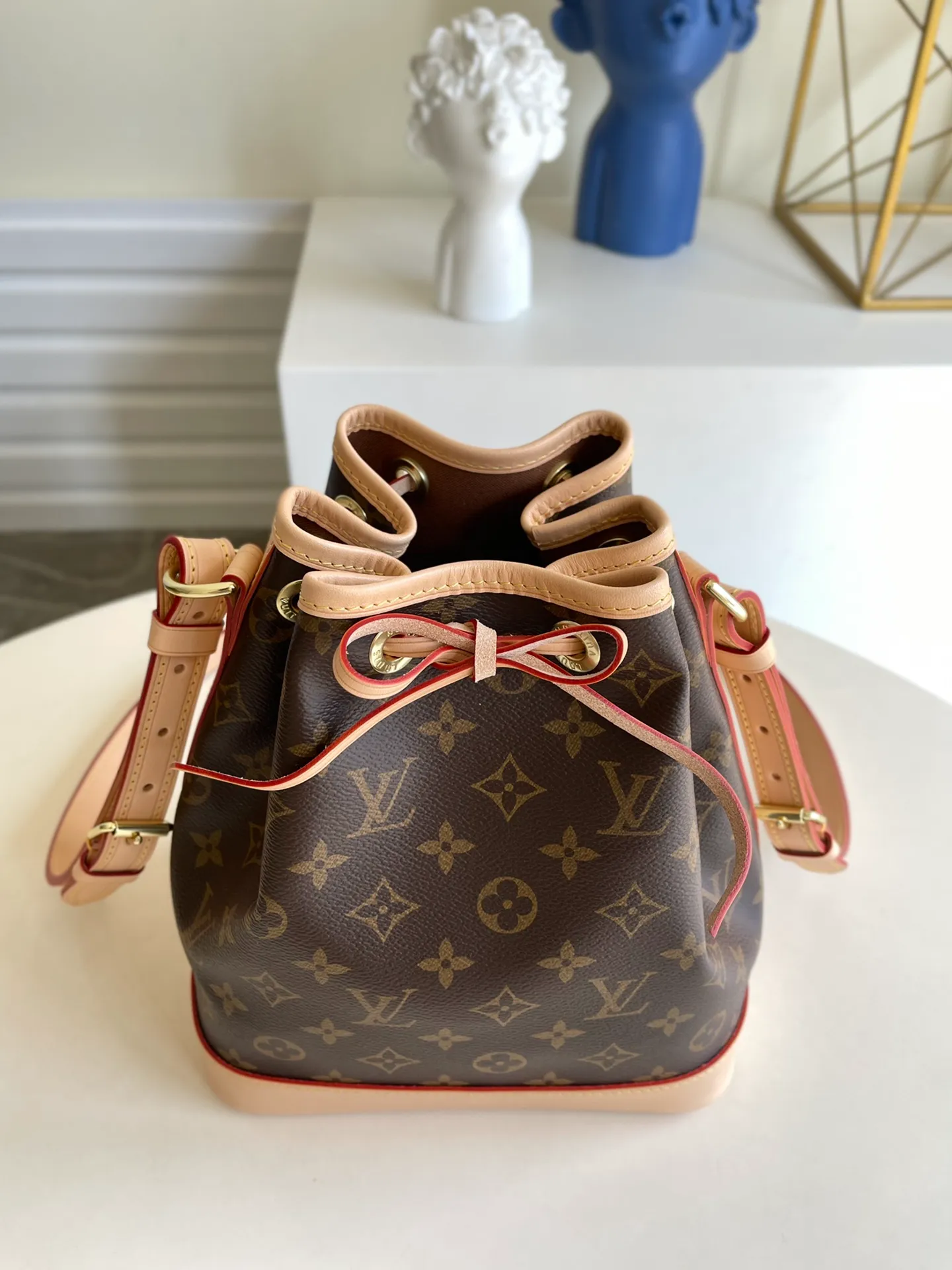 LOUIS VUITTON NOÉ BB BUCKET BAG MONOGRAM COATED CANVAS M40817_4 LOUIS VUITTON NOE BB BUCKET BAG MONOGRAM COATED CANVAS M40817 4