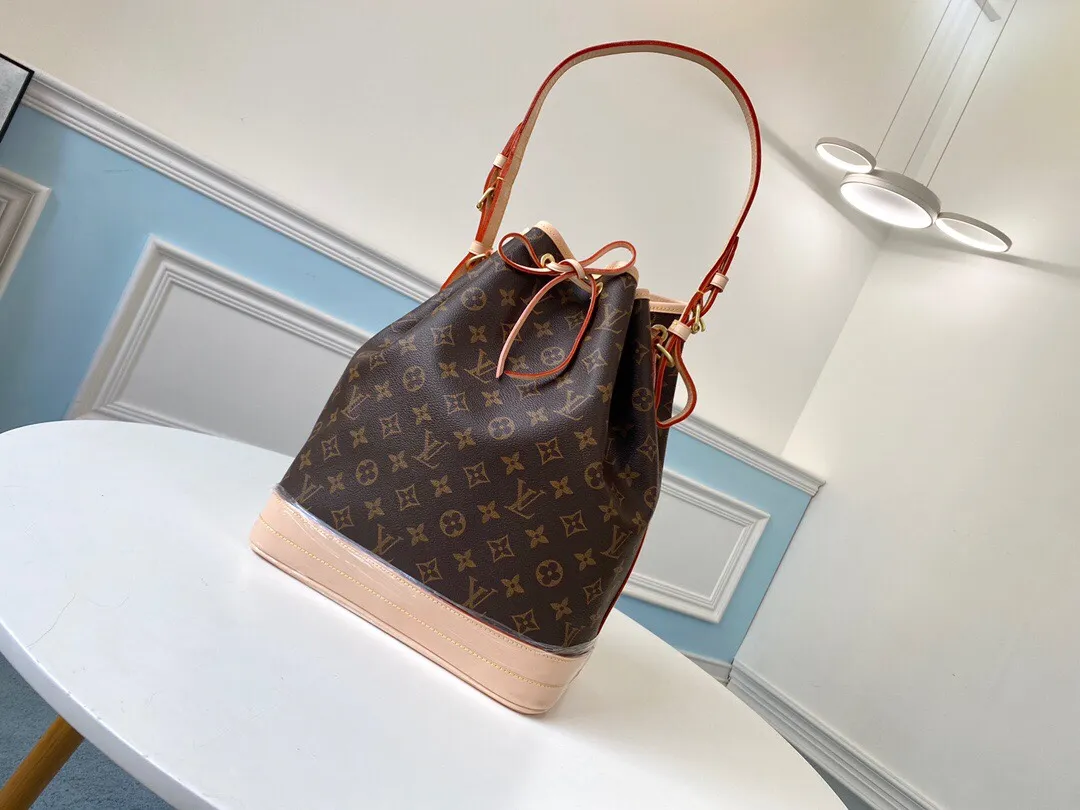 LOUIS VUITTON NOÉ BUCKET BAG MONOGRAM COATED CANVAS M42224_1 LOUIS VUITTON NOE BUCKET BAG MONOGRAM COATED CANVAS M42224 1