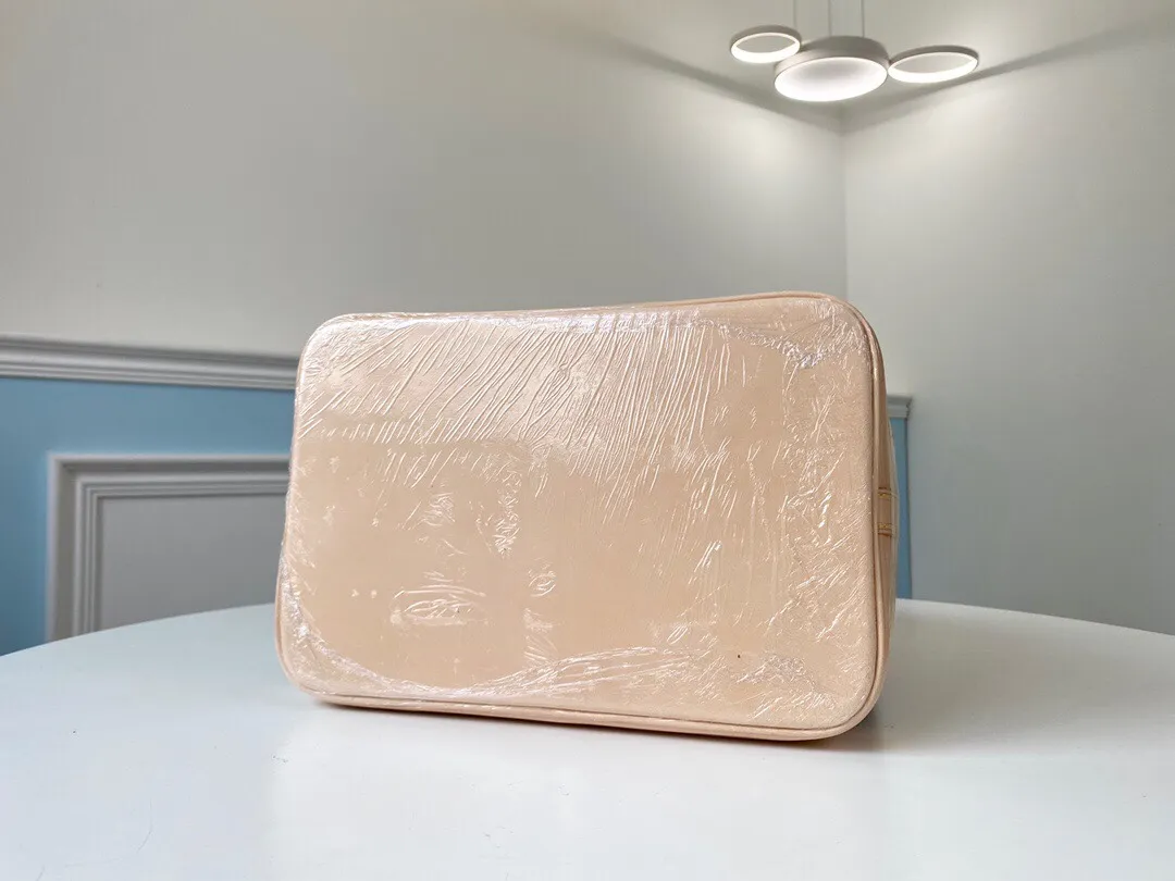 LOUIS VUITTON NOÉ BUCKET BAG MONOGRAM COATED CANVAS M42224_5 LOUIS VUITTON NOE BUCKET BAG MONOGRAM COATED CANVAS M42224 5