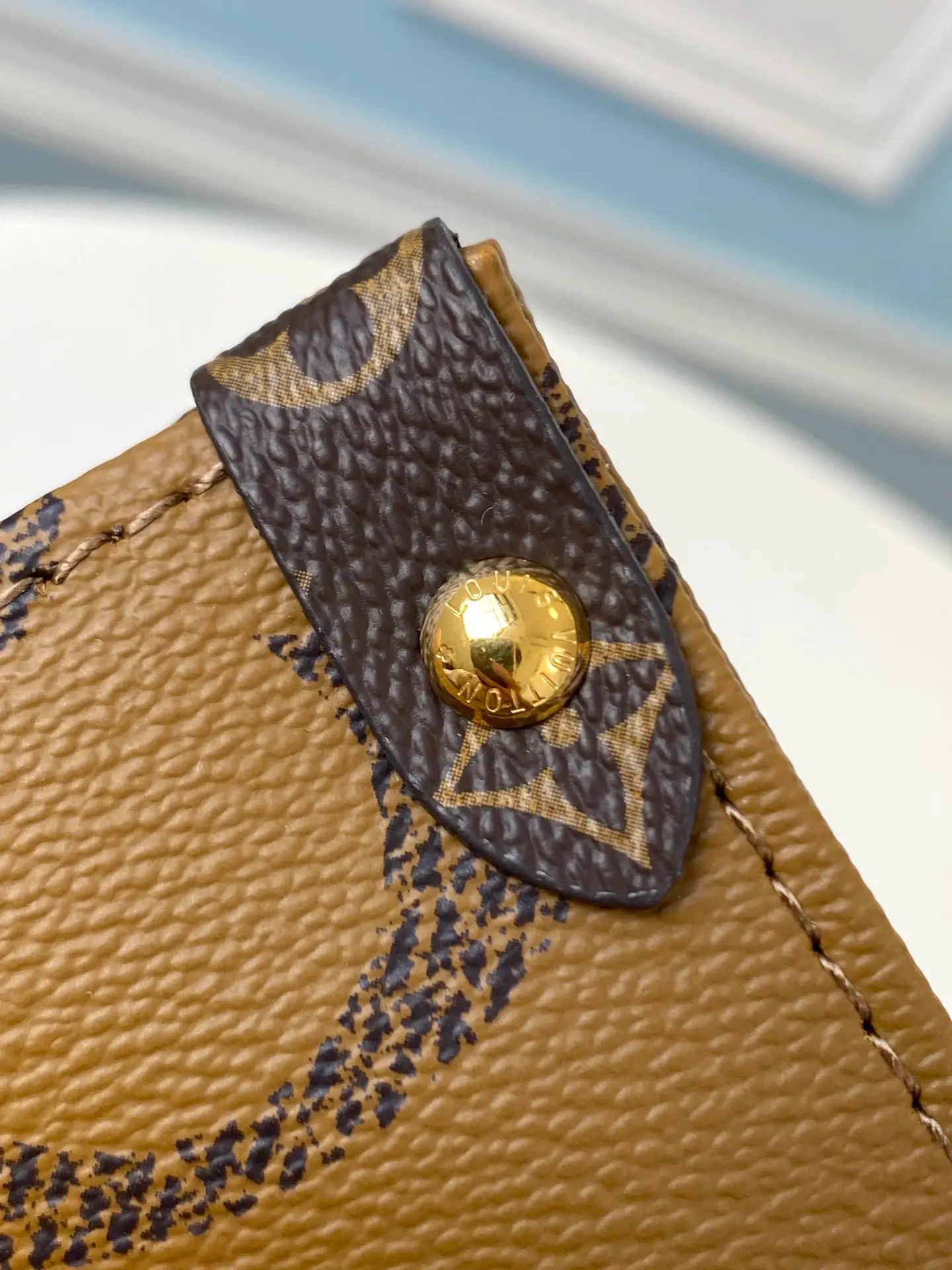 LOUIS VUITTON ONTHEGO MM BAG MONOGRAM REVERSE COATED CANVAS M45321_8 LOUIS VUITTON ONTHEGO MM BAG MONOGRAM REVERSE COATED CANVAS M45321 8