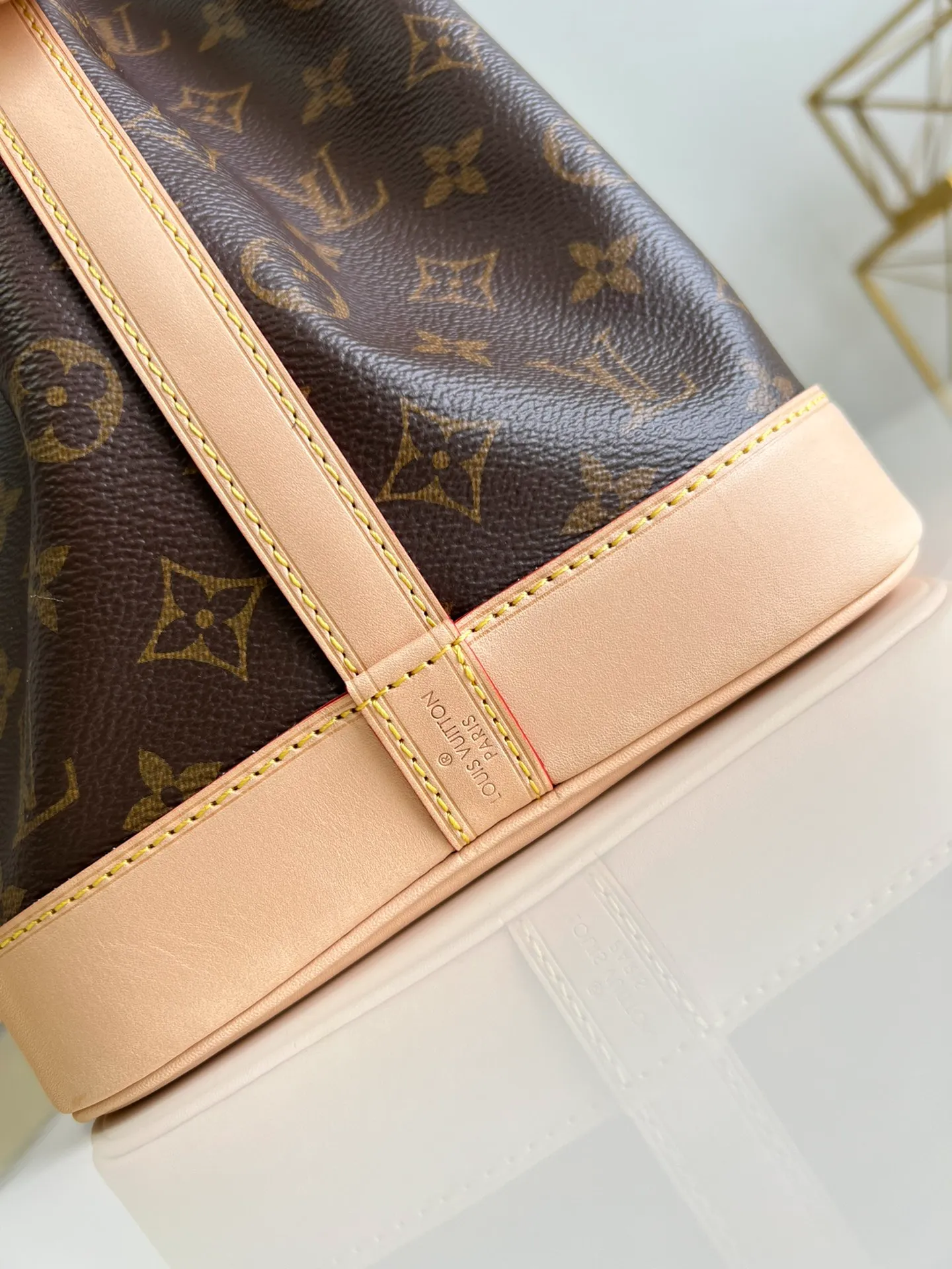 LOUIS VUITTON PETIT NOÉ BUCKET BAG MONOGRAM COATED CANVAS M40818_4 LOUIS VUITTON PETIT NOE BUCKET BAG MONOGRAM COATED CANVAS M40818 4