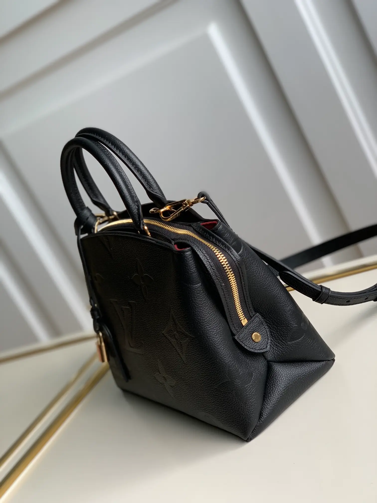 LOUIS VUITTON PETIT PALAIS HANDBAG GRAINED COWHIDE LEATHER BLACK M58916_3 LOUIS VUITTON PETIT PALAIS HANDBAG GRAINED COWHIDE LEATHER BLACK M58916 3