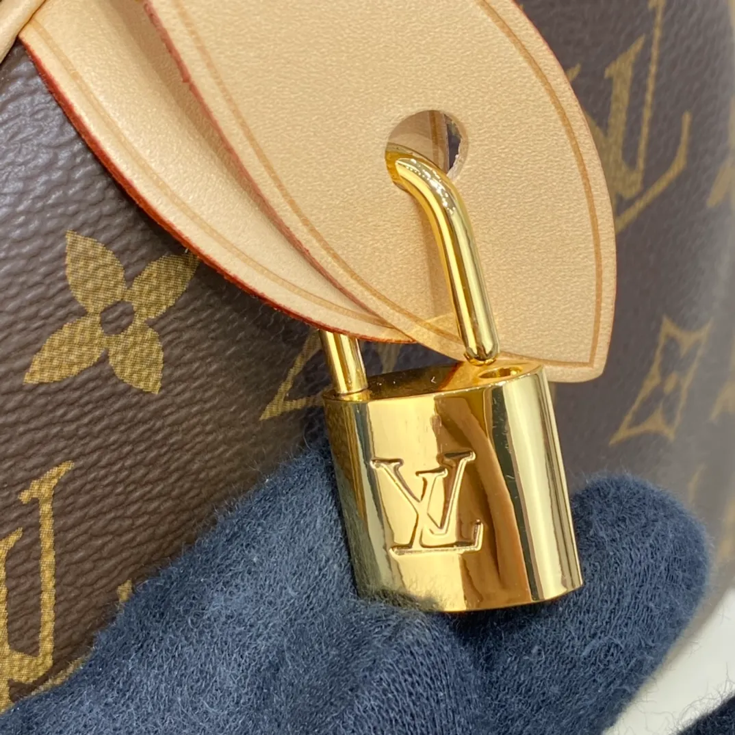 LOUIS VUITTON SPEEDY 30 MONOGRAM COATED CANVAS M41108_09 LOUIS VUITTON SPEEDY 30 MONOGRAM COATED CANVAS M41108 09