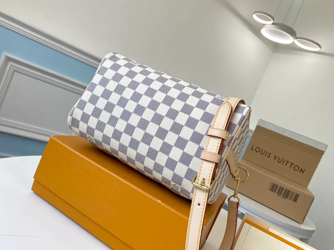 LOUIS VUITTON SPEEDY BANDOULIÈRE 25 HANDBAG DAMIER AZUR COATED CANVAS N41374_3 LOUIS VUITTON SPEEDY BANDOULIERE 25 HANDBAG DAMIER AZUR COATED CANVAS N41374 3