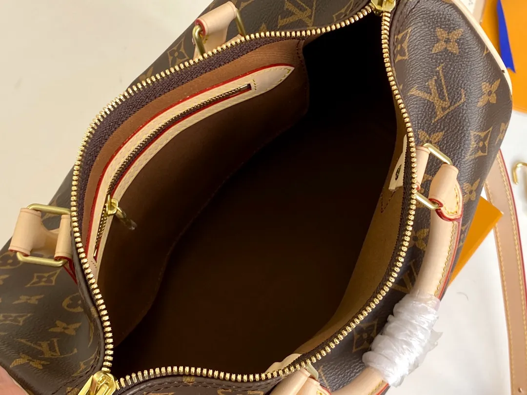 LOUIS VUITTON SPEEDY BANDOULIERE 30 HANDBAG MONOGRAM COATED CANVAS M41112_4 LOUIS VUITTON SPEEDY BANDOULIERE 30 HANDBAG MONOGRAM COATED CANVAS M41112 4